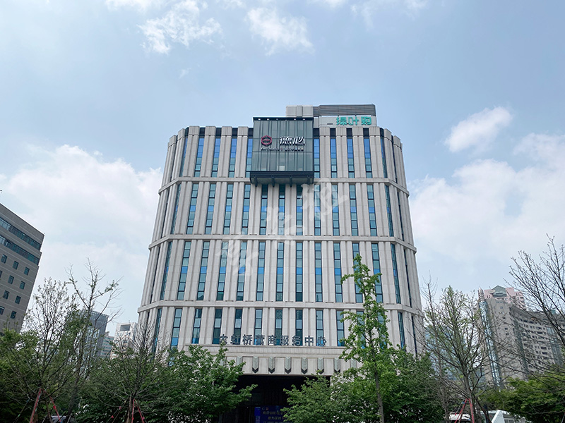 虹桥德必WE
