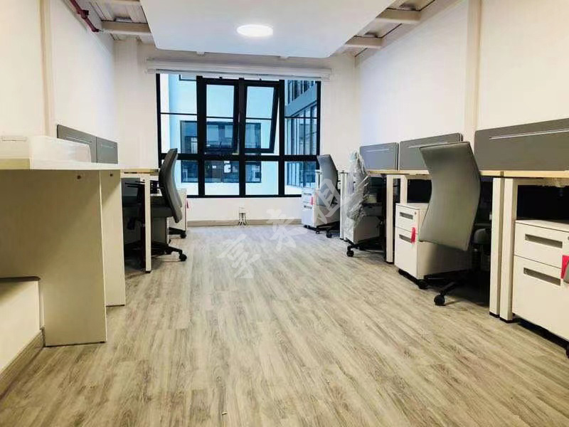 30m²
