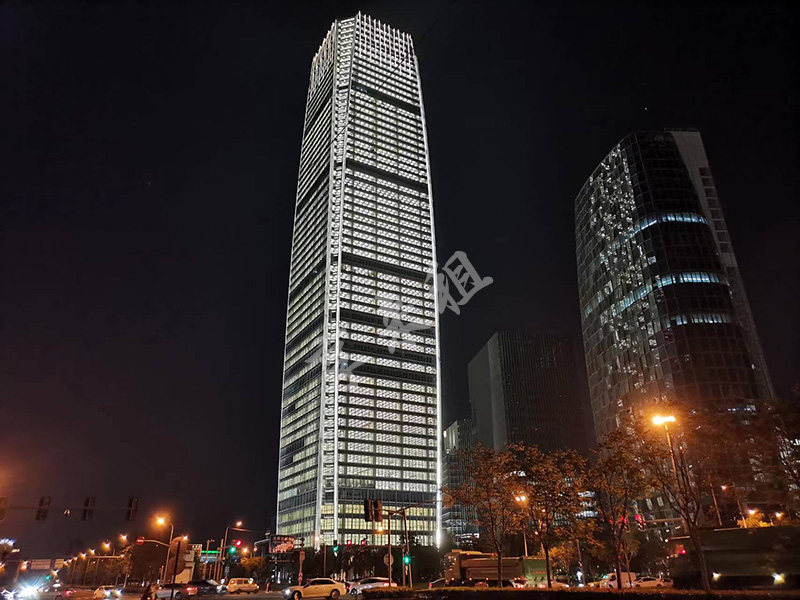 星扬西岸中心写字楼外立面夜景