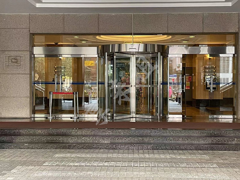 申通信息广场写字楼大门